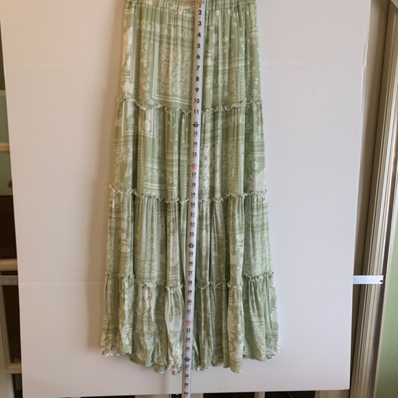 Boho/western, sage green & white floral bandana-like ruffled tiered maxi skirt - Picture 12 of 12